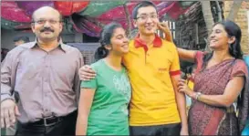  ?? HT PHOTO ?? Rohan Gupta with parents Rohit, Anamika and his sister.