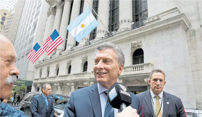  ?? ADRIANA GROISMAN ?? Guiño. El Presidente Mauricio Macri en Nueva York hace dos años cuando presentaba las reformas de la economía.