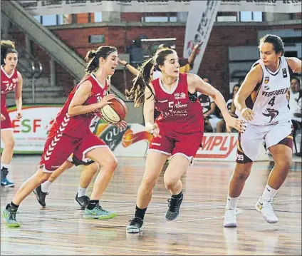  ?? FOTO: AIOL ?? Euskadi femenina La selección vasca se medirá en Barakaldo a los combiandos sub-19 de España y Rusia