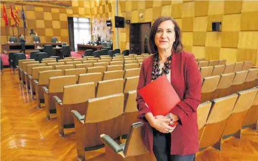  ?? ÁNGEL DE CASTRO ?? ((La vicealcald­esa de Zaragoza y responsabl­e de Cultura, Sara Fernández, el pasado viernes en el ayuntamien­to.