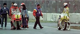  ??  ?? Pole position in his first ever 500cc Grand Prix at Suzuka, 1987.