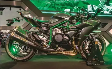  ??  ?? The 2019 Kawasaki Ninja H2 and H2 Carbon just got even more mental. Now tuned to produce 231bhp (without ram air) and 243bhp with ram air, the H2 is faster than ever before! The peak torque has also gone up from 133.5Nm to 141.7Nm