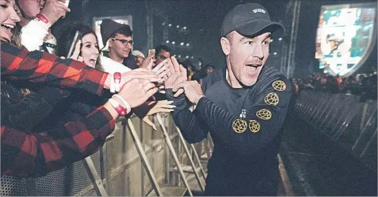  ?? Shane McCauley Viceland ?? JAMES VAN DER BEEK as EDM superstar Diplo, greets fans at the Air & Style festival in a scene from Viceland’s new comedy “What Would Diplo Do?”