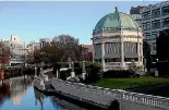  ?? PHOTO: FAIRFAX NZ ?? Left: The rotunda when it was used as a restaurant pre-quake.