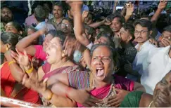  ?? AP ?? Supporters of DMK party chief Muthuvel Karunanidh­i wail upon hearing the news of his demise outside the Kauvery Hospital in Chennai on Tuesday. —