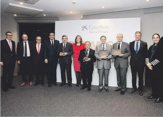  ??  ?? Finalistas de los Premios Filantropí­a CaixaBank 2018