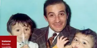  ??  ?? Insieme
Romolo Londrillo, 81 anni di Medicina, nella foto sotto una immagine scattata nel 1969 con i figli Luciano e Leonardo