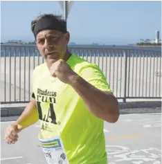  ??  ?? Councilman Joe Buscaino at a March 20 marathon with Port of Los Angeles High School and Dodson Middle School in Long Beach. Photo by Arturo Garcia-Ayala