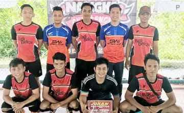  ??  ?? The VK futsal team who emerged champion.