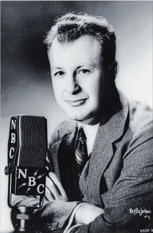  ?? THE ASSOCIATED PRESS FILES ?? Clifton Fadiman, a writer, book editor, radio and television entertaine­r who was host of the popular radio show "Informatio­n Please" in the 1930s, is shown in this Nov. 1, 1938 handout photo.