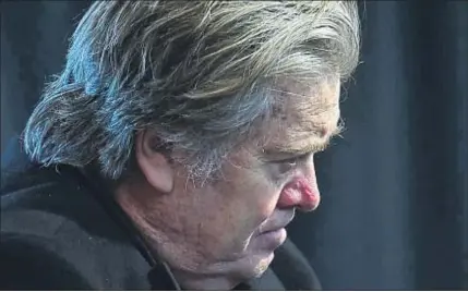  ?? NICHOLAS KAMM / AFP ?? El jefe de la Casa Blanca, Steve Bannon, lo considera “la deconstruc­ción del Estado administra­tivo”