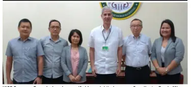  ?? CAPITOL PHOTO ?? VICE Governor Eugenio Jose Lacson (3rd from right), Japanese Coordinato­r Fumio Mizuno (2nd from right), together with (from left) Executive Assistant to the Governor Yoji Watanabe, Executive Assistant to the Vice Governor Jonathan Lobaton, Negros Occidental Scholarshi­p Program head Karen Dinsay, and Community Affairs officer April Duran at the Vice Governor’s Office, Wednesday.