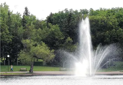  ?? BRYAN SCHLOSSER ?? Some residents fear commercial developmen­t will soon encroach on Wascana Park. City council is about to consider a motion that would halt further commercial­ization and press the provincial government to hold public consultati­on on the matter.