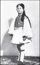  ??  ?? In this 1930 photo, Prince Philip of Greece, now the Duke of Edinburgh, and husband of Queen Elizabeth II, poses in Greek costume, at an unknown location.