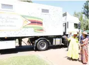  ?? ?? First Lady Dr Auxillia Mnangagwa shows Batswana First Lady Mrs Neo Jane Masisi her mobile hospital at State House in Harare on Wednesday