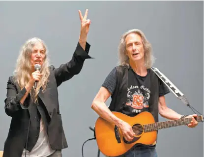  ?? OMAR FRANCO ?? Hoy, a las 13 horas, leerá su poema “Hecatomb” en la Casa del Lago, acompañada por Lenny Kaye.