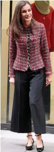  ?? ?? Smart: Queen Letizia of Spain in comfy heels