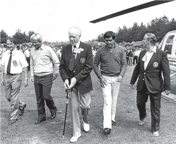  ??  ?? Players and officials at the Jack Nicklaus v Seve Ballestero­s golf match at Ladybank Golf Course in July 1983.