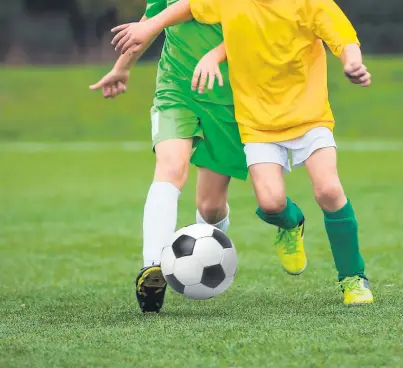  ?? FOTO: NTB SCANPIX ?? FOTBALL: Når det i flere avisartikl­er blir hevdet at fotballklu­bben Jerv mangler samarbeids­evne, opplever vi foreldre dette som en oppkonstru­ert føljetong. Dette handler tross alt om unge gutter som ønsker å bli best mulig i fotball, skriver...