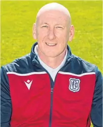  ?? Pictures: SNS. ?? Clockwise from top left: Dundee’s Jamie Ness is hoping to put his injury troubles behind him; the midfielder in a rare outing this season; Dens Park physio Gerry Docherty.