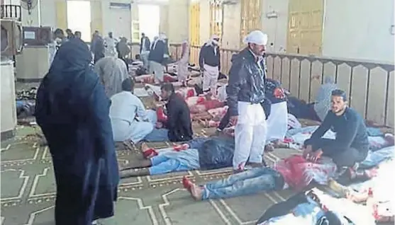  ?? (TÉLAM) ?? Horror en el templo. La masacre estuvo dirigida contra la comunidad sufí, una corriente mística del islam muy popular en Egipto.