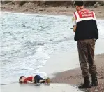  ?? AFP ?? The image that shocked the world and brought renewed attention on sea route many migrants take.