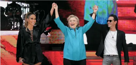  ?? GETTY IMAGES ?? Jennifer López y Marc Anthony dieron su apoyo a Hillary Clinton en un acto de campaña, el sábado, en Florida.