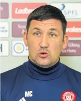  ??  ?? Annoyed Accies boss Martin Canning