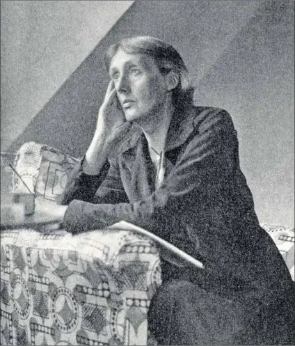  ?? Archive/getty Images
Photos: Culture Club/getty Images and George C Beresford/hulton ?? The wolf at the door: A portrait of the British feminist and novelist Virginia Woolf, who died in 1941 (above), and with her father Sir Leslie Stephen (below).