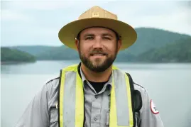  ?? The Sentinel-Record/Lance Brownfield ?? ■ Jon Munz, natural resource specialist with the U.S. Army Corps of Engineers, recently emphasized the need for boating and water safety for Memorial Day weekend.