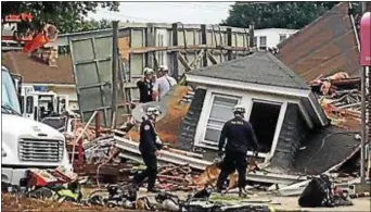  ?? BILL MURRAY — THE TRENTONIAN ?? Emergency crews respond to a collapsed building in Hamilton that was occupied.