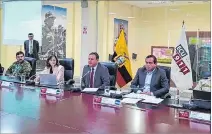  ?? ROBERTO RUEDA / EXPRESO ?? Acto. Ayer, desde el ECU-911, en Quito, el COE Nacional se pronunció.