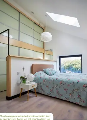  ??  ?? The dressing area in this bedroom is separated from its sleeping zone thanks to a half height partition wall