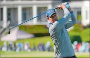  ?? PHELAN M. EBENHACK/AP PHOTO ?? Henrik Stenson watches his tee shot on the 18th hole Friday during the second round of the Arnold Palmer Invitation­al in Orlando, Fla.