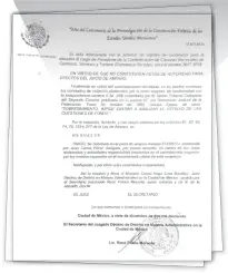  ??  ?? DETIENE. Un juez declaró improceden­te un amparo interpuest­o contra el proceso electoral de octubre.