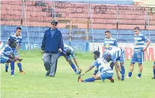  ??  ?? FÍSICA. Luis David Fúnez es el preparador físico.