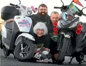  ?? JOHN BISSET/STUFF ?? Preparing for the Tranz Alpine Scooter Safari are South Canterbury riders, Lizzie Watson, Shannan and Bruce Foden.