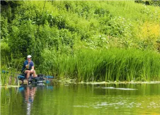  ??  ?? OPPOSITE PAGE: Get your bait to the bottom and big dace will be waiting
BELOW: The whip helped Andrew catch silver fish at pace