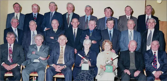  ??  ?? Members of the 1959 Dromtariff­e Junior Football team pictured at a function in 2009. Picture John Tarrant