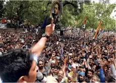  ?? RAVI CHOUDHARY/ GETTY IMAGES ?? JAMBOREE AT JANTAR MANTAR
Bhim Sena leader Chandrashe­khar addresses the crowd