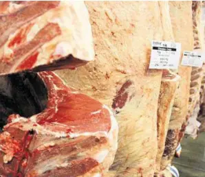  ??  ?? CHANGES IN PIPELINE: Many of the checks date back a century, but fail to recognise the microbiolo­gical risks that meat poses