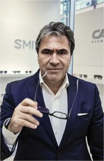  ??  ?? LÍDER EXPERIMENT­ADO. Antes de ocupar su puesto actual en Safilo, Trocchia, de 56 años, se desempeñó como presidente y CEO de Unilever Italia.