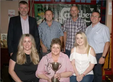  ??  ?? Overall winners of the Strawberry Festival pub talent competitio­n, The Slaney Inn. LEFT: Niall Holohan, assistant organiser;
Pat Hayes, Adjudicato­r Award; Theresa Atkinson, The Sawdust Inn and Cllr Willie Kavanagh, chairman Enniscorth­y Municipal...