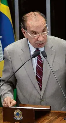  ?? Ed Ferreira - 19.jun.15/Folhapress ?? O relator do projeto, senador Aloysio Nunes (PSDB-SP)