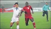  ?? HT PHOTO ?? Mohun Bagan (white) extended Shillong Lajong’s poor run.