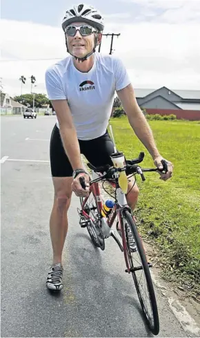  ?? Picture: STEPHANIE LLOYD ?? TOUGH AS NAILS: Ralph Wittrowski was involved in a cycling accident that almost claimed his life a year ago. Today he is back on his bicycle and ready to do the Half Ironman next Sunday