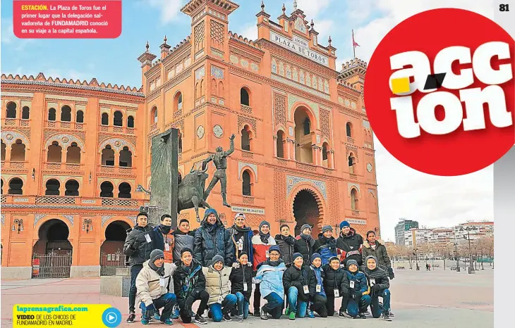  ??  ?? La Plaza de Toros fue el primer lugar que la delegación salvadoreñ­a de FUNDAMADRI­D conoció en su viaje a la capital española.