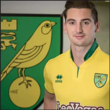  ??  ?? Kenny McLean has signed three-and-a-half year deal at Norwich but will head back to Aberdeen until summer