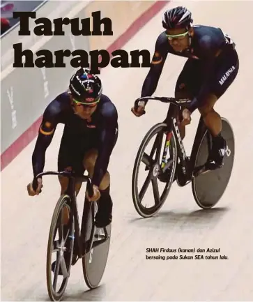  ??  ?? SHAH Firdaus (kanan) dan Azizul bersaing pada Sukan SEA tahun lalu.