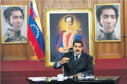  ?? AP ?? El presidente de Venezuela, Nicolás Maduro, en una conferenci­a de prensa en el palacio presidenci­al de Miraflores, en Caracas, el miércoles 18 de enero.
